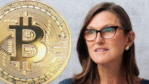 Cathie Wood est optimiste quant au bitcoin, prévoyant que le prix du BTC atteindra 1 million de dollars d’ici 2030