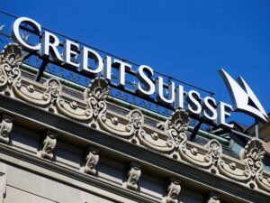 Les actions du Credit Suisse plongent de 9,2 % en raison de la hausse des CDS de la banque vendredi