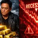 Illustration conceptuelle opposant la stratégie d'achat de Bitcoin de Robert Kiyosaki aux prévisions de krach boursier de Bloomberg.