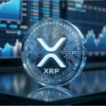 Pièce en verre avec le logo XRP devant des écrans de trading affichant des graphiques boursiers