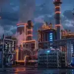 Infrastructure industrielle moderne combinant centrale à gaz et serveurs de minage Bitcoin pour MARA Holdings