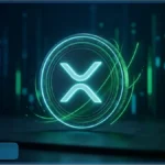 Pièce numérique XRP lumineuse verte sur fond de graphique boursier représentant l'analyse du prix du Ripple