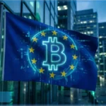 Drapeau de l'Union Européenne avec un logo Bitcoin lumineux au centre, symbolisant l'impact de la réglementation MiCA sur le marché des crypto-actifs.